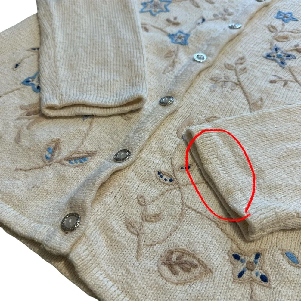Vintage Northern Reflections Cream Embroidered Floral Button Cardigan Medium - Picture 9 of 11